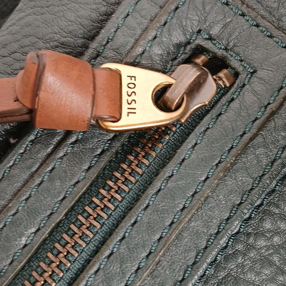 Fossil - Morgan Traveler - Forest Green Pebble Leather Crossbody Bag